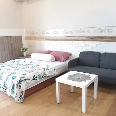Country Garden Bay Point Homestay By Easyhomestay Джохор-Бару Екстер'єр фото